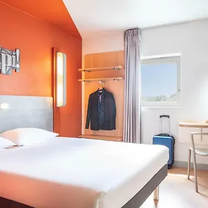 Hotel Ibis Budget Grigny Centre